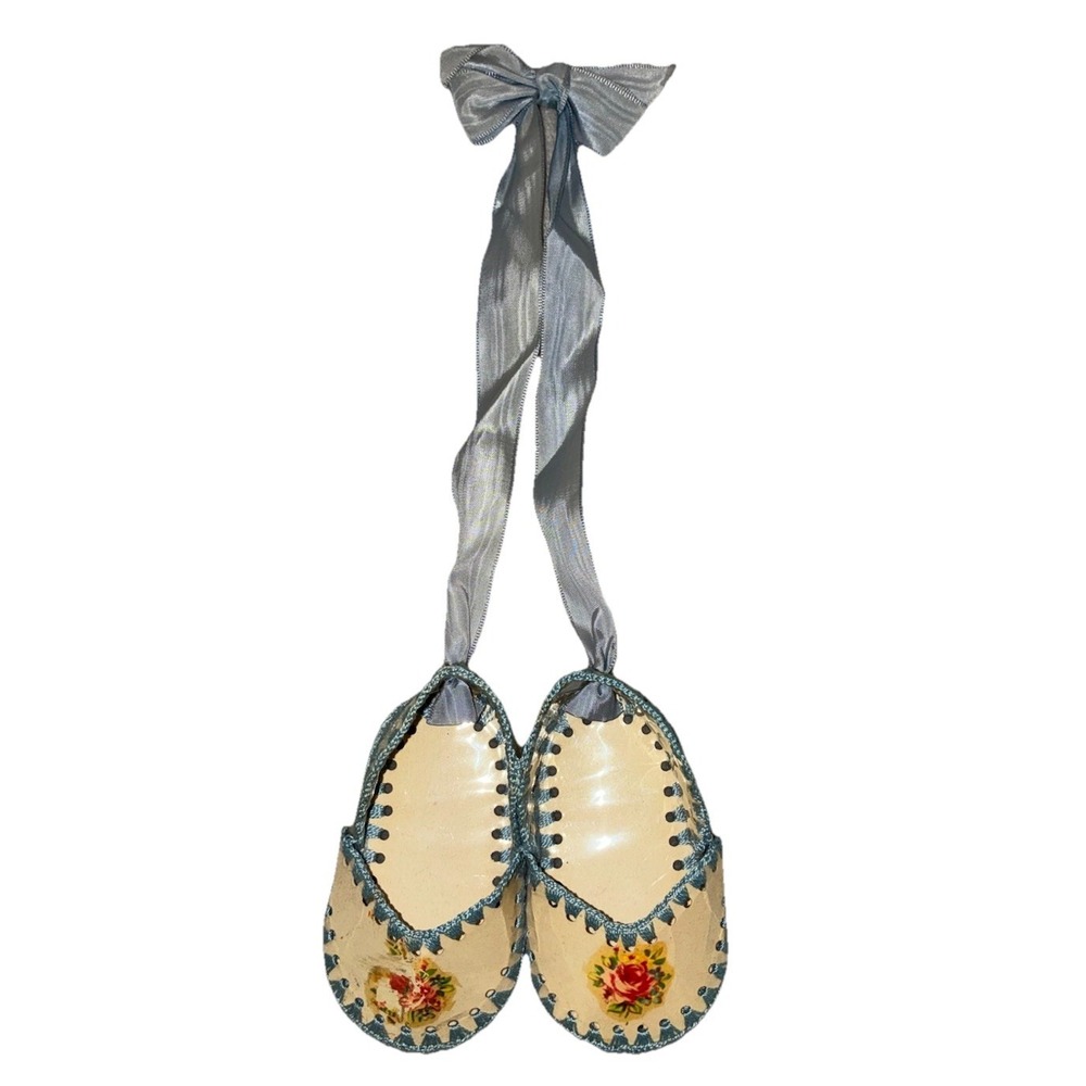 Vintage Sewing Pin Cushion Shoes Hanging‎ Decoupage Decor *no cushion, flaw